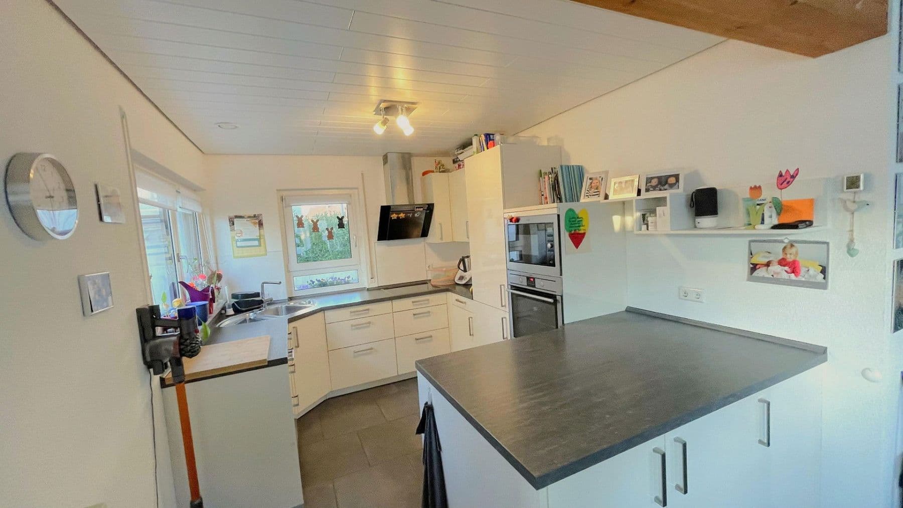 Predaj domu 148 m², pozemek 276 m², Baltmannsweiler, Bádensko-Wurttembersko Predaj domu 148 m², pozemek 276 m², Baltmannsweiler, Bádensko-Wurttembersko