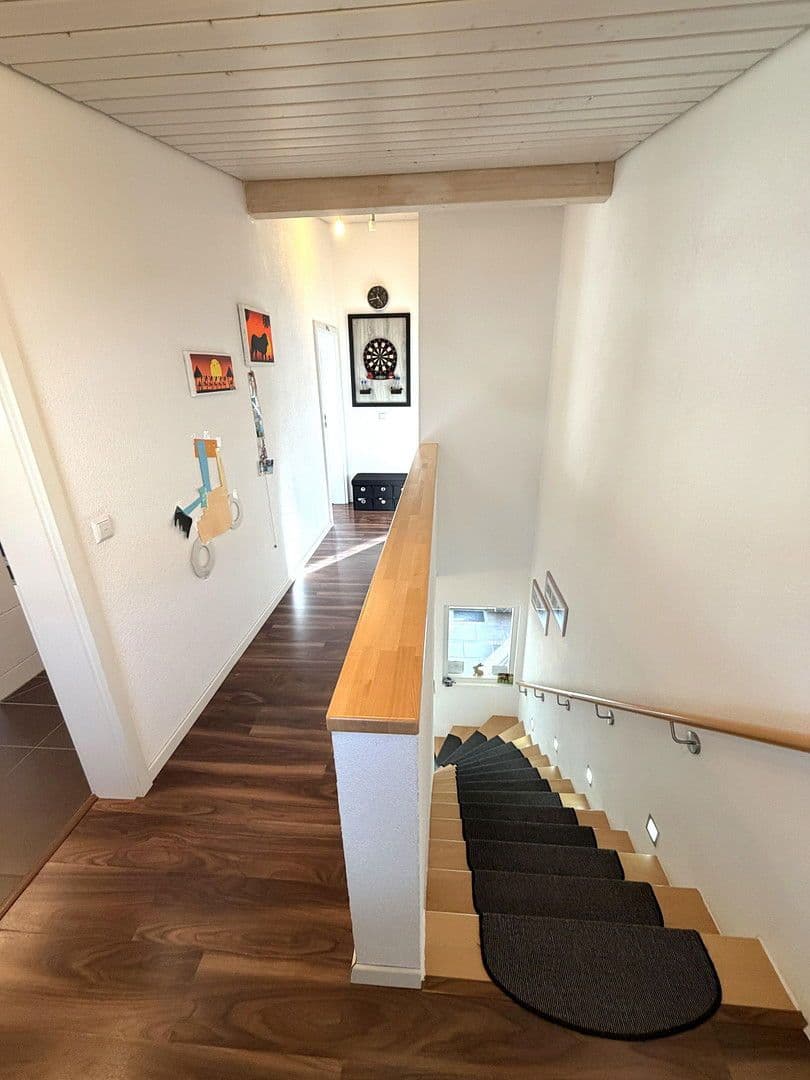 Predaj domu 148 m², pozemek 276 m², Baltmannsweiler, Bádensko-Wurttembersko Predaj domu 148 m², pozemek 276 m², Baltmannsweiler, Bádensko-Wurttembersko