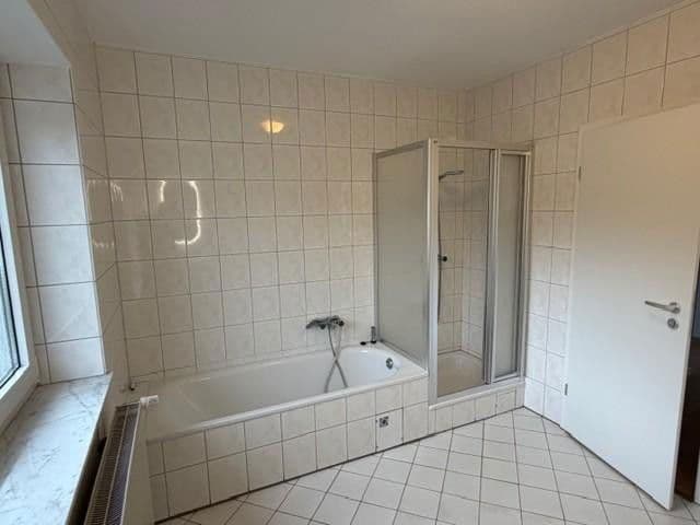 Prenájom bytu 4-izbový 120 m², Kasseler Straße 55, Großalmerode, Hesensko Prenájom bytu 4-izbový 120 m², Kasseler Straße 55, Großalmerode, Hesensko