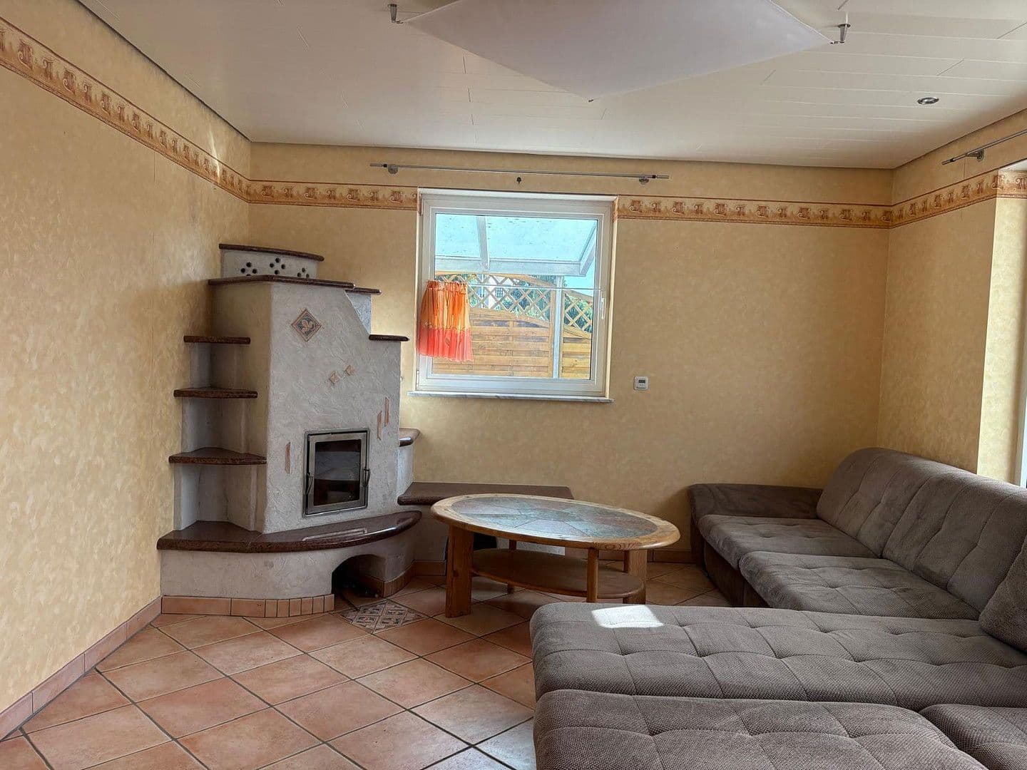 Prenájom domu 163 m², pozemek 386 m², Bornheim, Severné Porýnie - Westfálsko Prenájom domu 163 m², pozemek 386 m², Bornheim, Severné Porýnie - Westfálsko