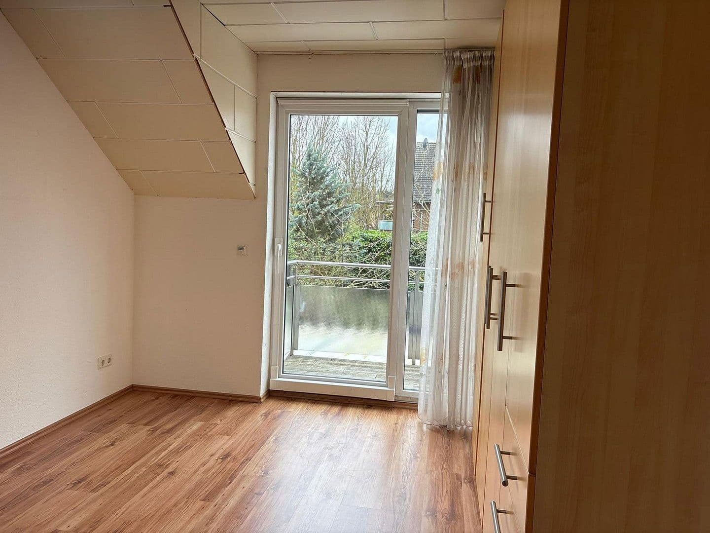 Prenájom domu 163 m², pozemek 386 m², Bornheim, Severné Porýnie - Westfálsko Prenájom domu 163 m², pozemek 386 m², Bornheim, Severné Porýnie - Westfálsko