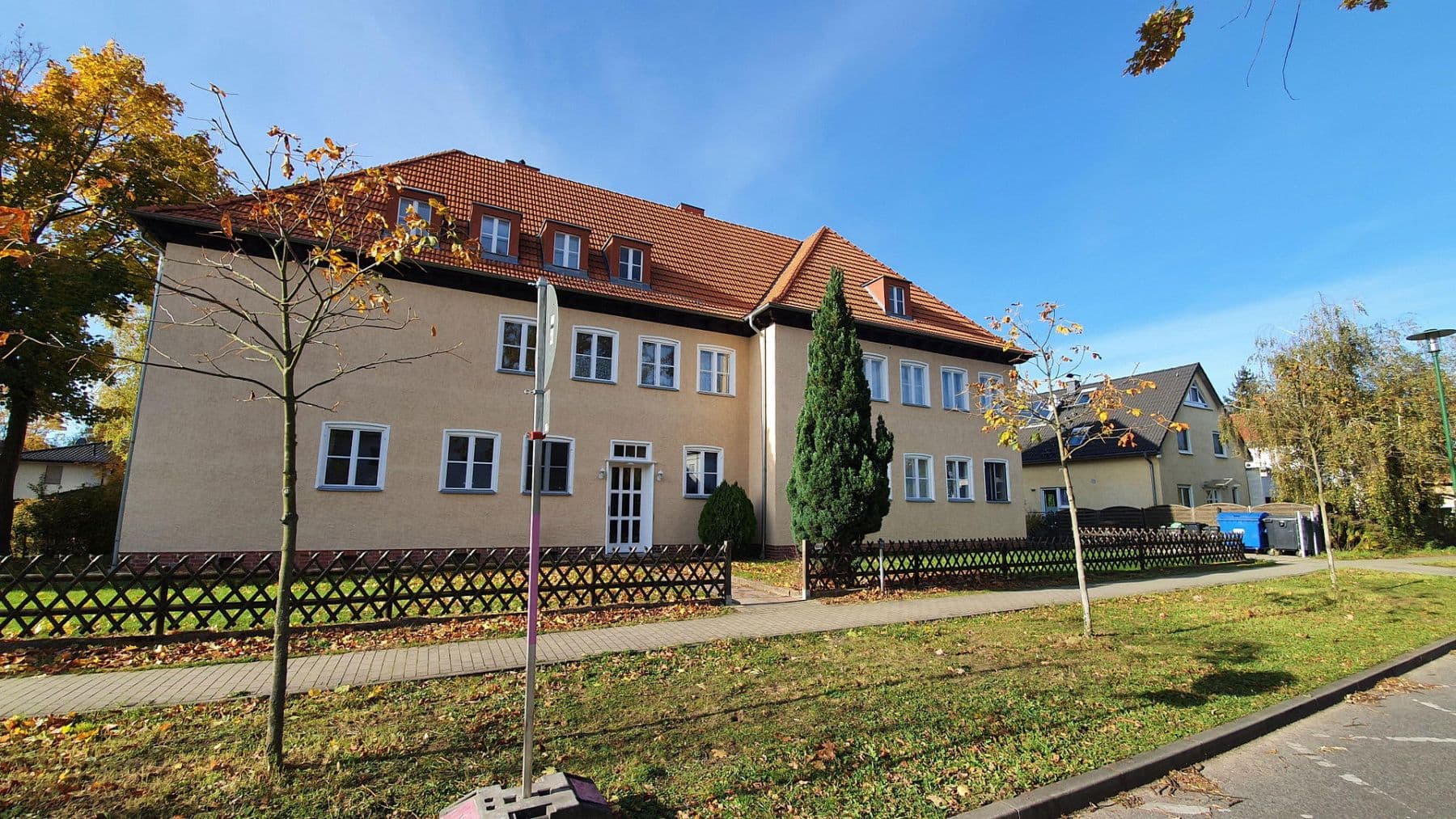 Prenájom bytu 2-izbový 66 m², Gerhart-Hauptmann Straße 43/45, Teltow, Brandenbursko Prenájom bytu 2-izbový 66 m², Gerhart-Hauptmann Straße 43/45, Teltow, Brandenbursko