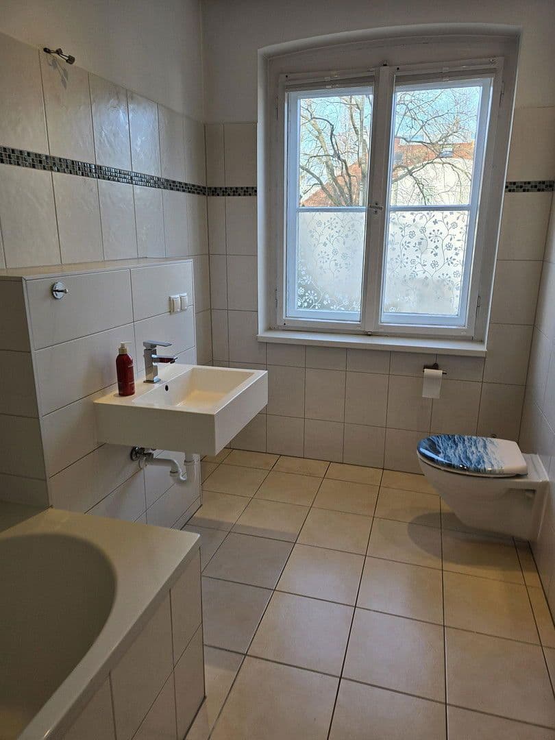 Prenájom bytu 2-izbový 66 m², Gerhart-Hauptmann Straße 43/45, Teltow, Brandenbursko Prenájom bytu 2-izbový 66 m², Gerhart-Hauptmann Straße 43/45, Teltow, Brandenbursko