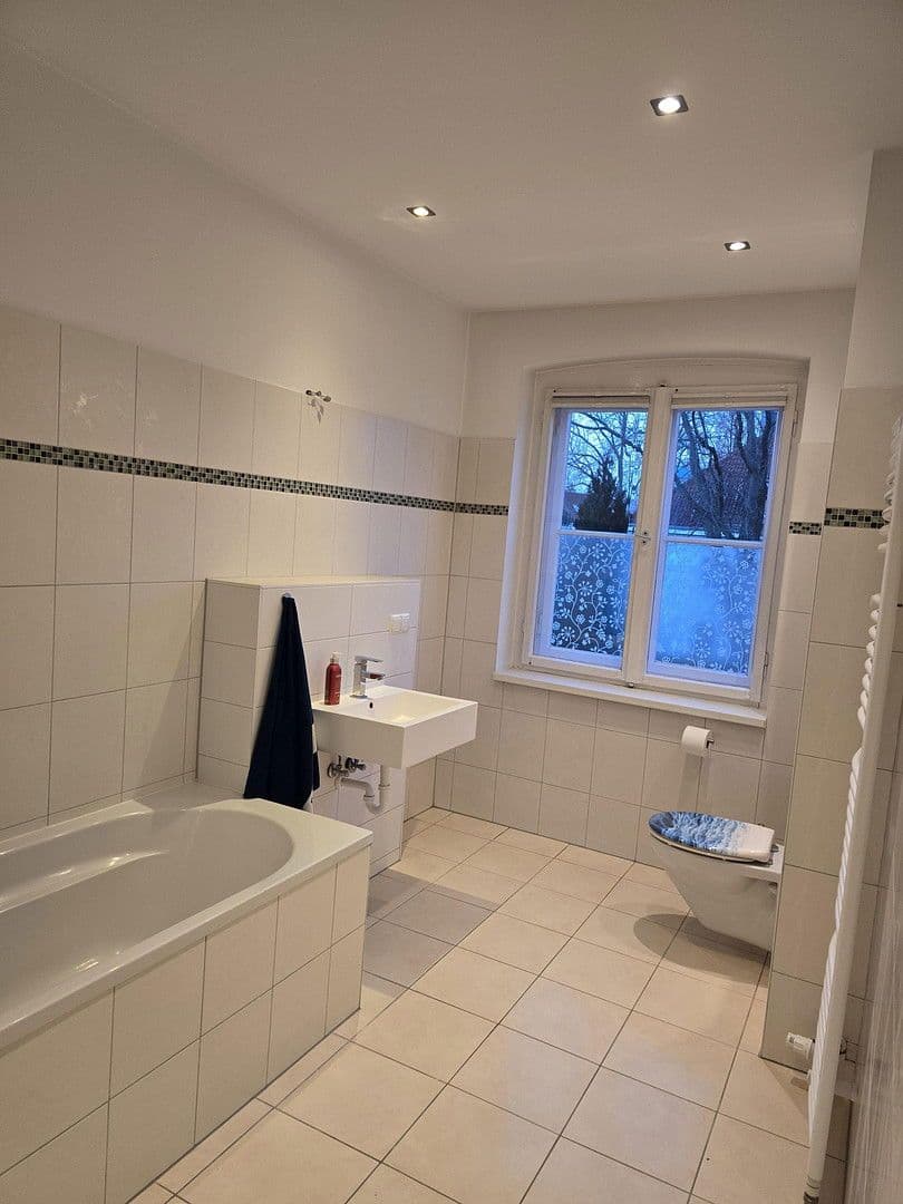 Prenájom bytu 2-izbový 66 m², Gerhart-Hauptmann Straße 43/45, Teltow, Brandenbursko Prenájom bytu 2-izbový 66 m², Gerhart-Hauptmann Straße 43/45, Teltow, Brandenbursko