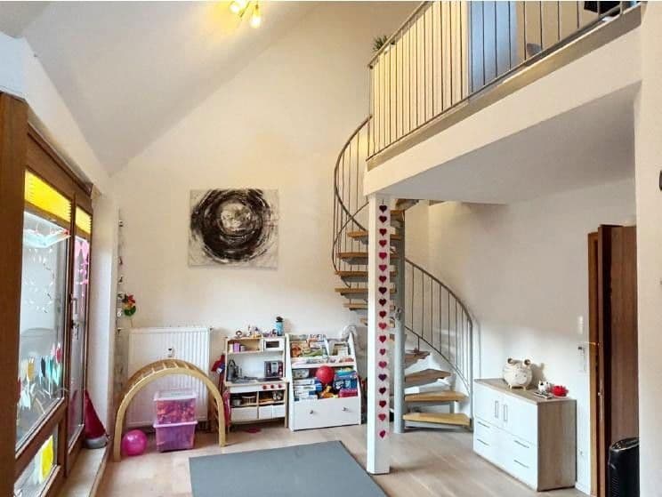 Prenájom bytu 3-izbový 77 m², Filderstadt, Bádensko-Wurttembersko Prenájom bytu 3-izbový 77 m², Filderstadt, Bádensko-Wurttembersko