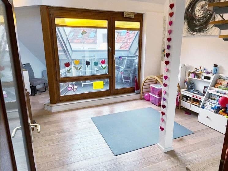 Prenájom bytu 3-izbový 77 m², Filderstadt, Bádensko-Wurttembersko Prenájom bytu 3-izbový 77 m², Filderstadt, Bádensko-Wurttembersko