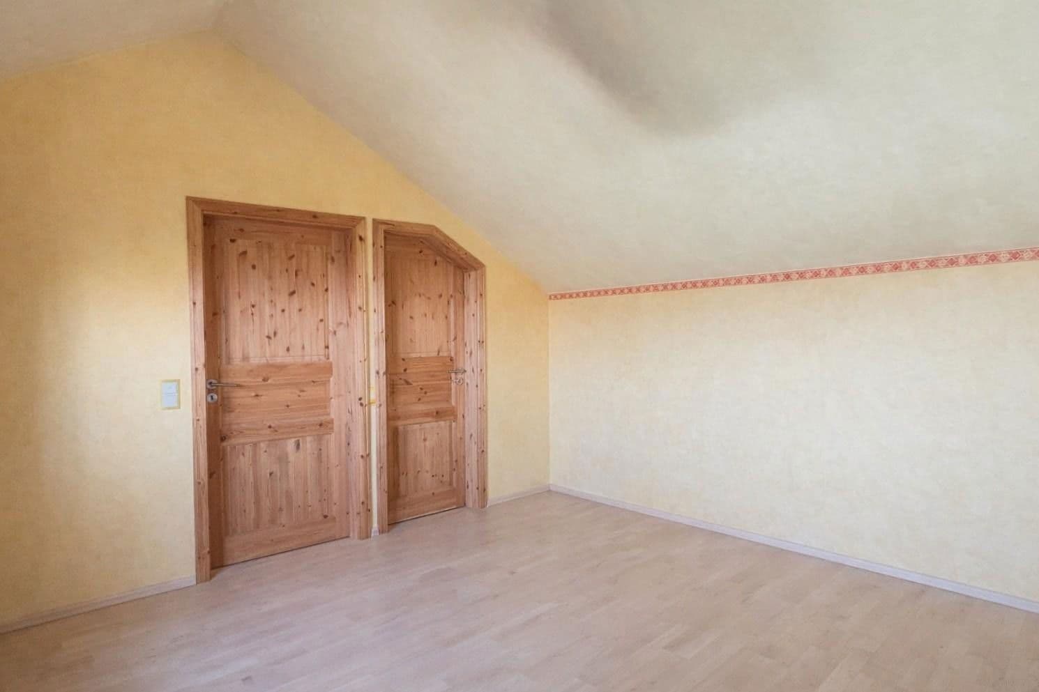 Prenájom bytu 4-izbový 138 m², Dietzenbach, Hesensko Prenájom bytu 4-izbový 138 m², Dietzenbach, Hesensko