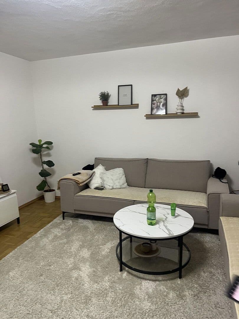 Prenájom bytu 3-izbový 79 m², Kleiststraße 43, Ingolstadt, Bavorsko Prenájom bytu 3-izbový 79 m², Kleiststraße 43, Ingolstadt, Bavorsko