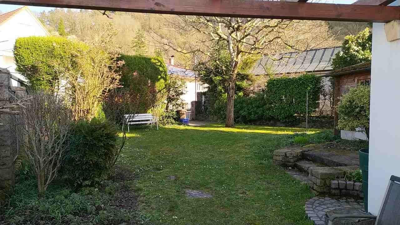 Predaj domu 253 m², pozemek 593 m², Hegelstraße 1, Weinheim, Bádensko-Wurttembersko Predaj domu 253 m², pozemek 593 m², Hegelstraße 1, Weinheim, Bádensko-Wurttembersko