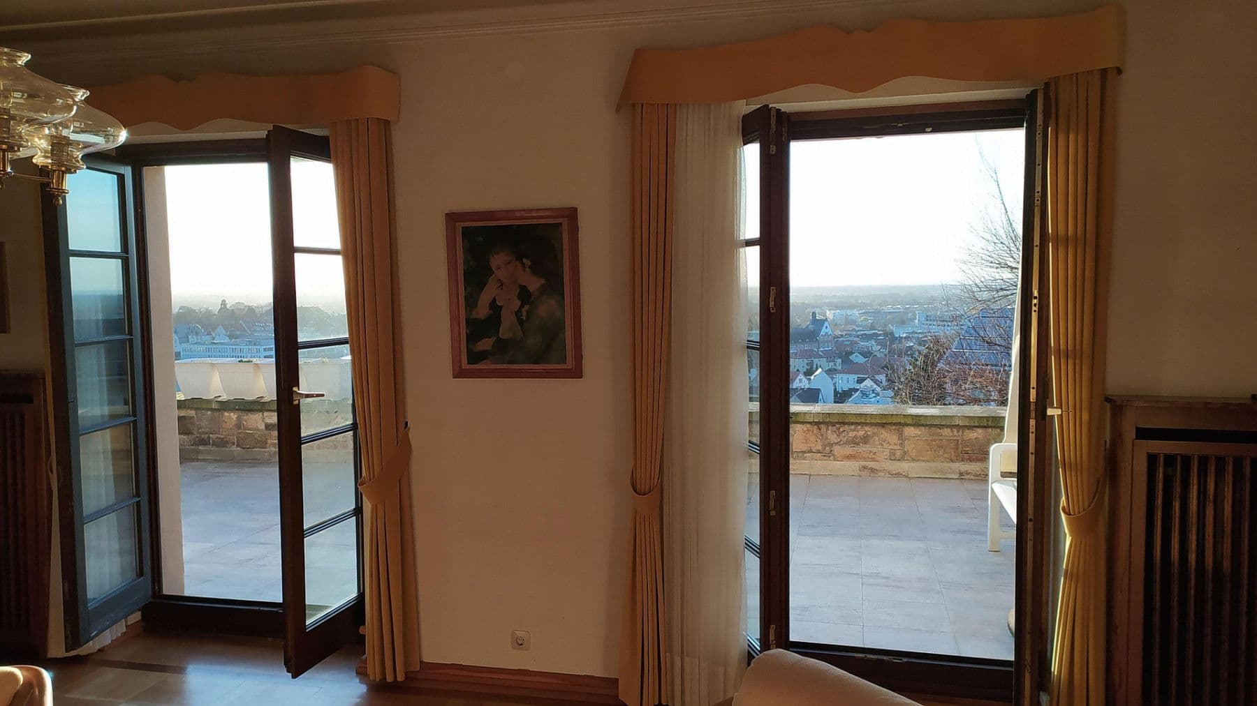 Predaj domu 253 m², pozemek 593 m², Hegelstraße 1, Weinheim, Bádensko-Wurttembersko Predaj domu 253 m², pozemek 593 m², Hegelstraße 1, Weinheim, Bádensko-Wurttembersko