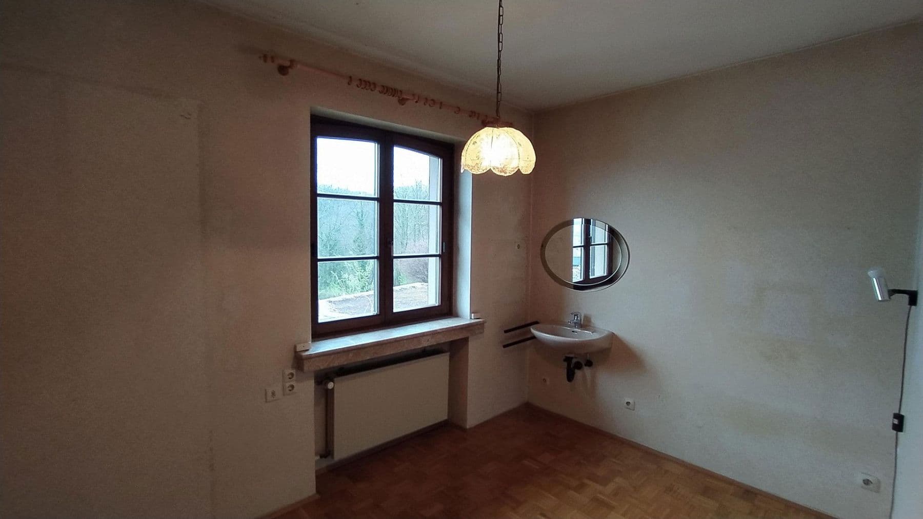 Predaj domu 253 m², pozemek 593 m², Hegelstraße 1, Weinheim, Bádensko-Wurttembersko Predaj domu 253 m², pozemek 593 m², Hegelstraße 1, Weinheim, Bádensko-Wurttembersko