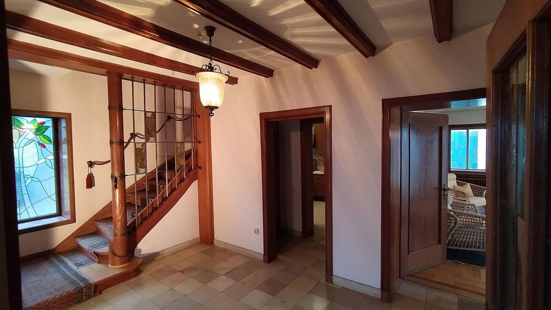 Predaj domu 253 m², pozemek 593 m², Hegelstraße 1, Weinheim, Bádensko-Wurttembersko Predaj domu 253 m², pozemek 593 m², Hegelstraße 1, Weinheim, Bádensko-Wurttembersko