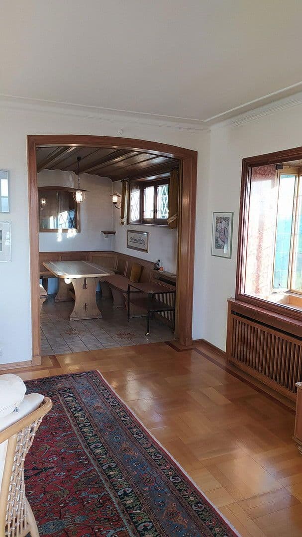 Predaj domu 253 m², pozemek 593 m², Hegelstraße 1, Weinheim, Bádensko-Wurttembersko Predaj domu 253 m², pozemek 593 m², Hegelstraße 1, Weinheim, Bádensko-Wurttembersko