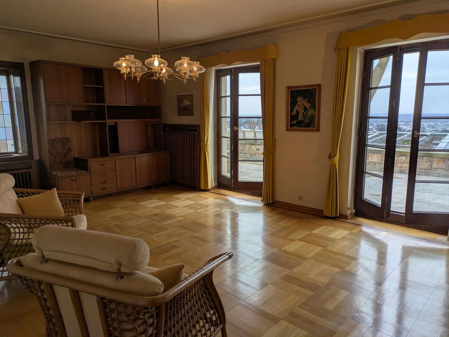 Predaj domu 253 m², pozemek 593 m², Hegelstraße 1, Weinheim, Bádensko-Wurttembersko Predaj domu 253 m², pozemek 593 m², Hegelstraße 1, Weinheim, Bádensko-Wurttembersko