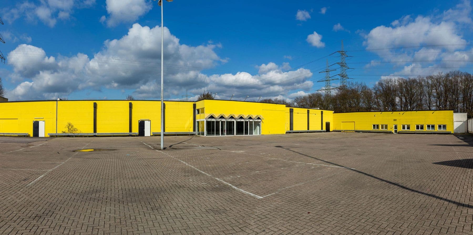 Prenájom nebytového priestoru 12.190 m², Otto-Lilienthal-Straße 44, Dinslaken, Severné Porýnie - Westfálsko Prenájom nebytového priestoru 12.190 m², Otto-Lilienthal-Straße 44, Dinslaken, Severné Porýnie - Westfálsko