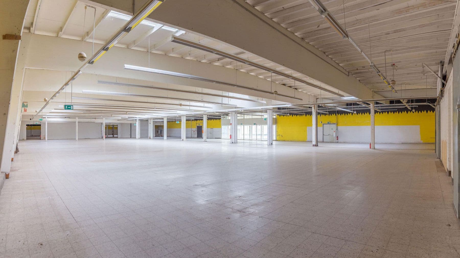 Prenájom nebytového priestoru 12.190 m², Otto-Lilienthal-Straße 44, Dinslaken, Severné Porýnie - Westfálsko Prenájom nebytového priestoru 12.190 m², Otto-Lilienthal-Straße 44, Dinslaken, Severné Porýnie - Westfálsko