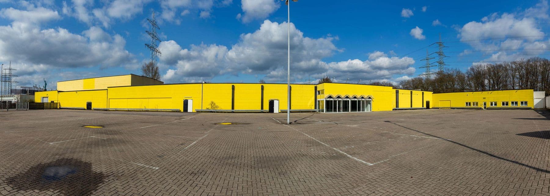 Prenájom nebytového priestoru 12.190 m², Otto-Lilienthal-Straße 44, Dinslaken, Severné Porýnie - Westfálsko Prenájom nebytového priestoru 12.190 m², Otto-Lilienthal-Straße 44, Dinslaken, Severné Porýnie - Westfálsko