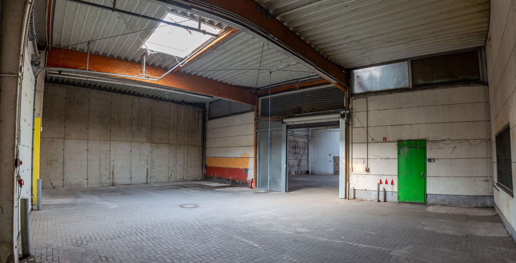 Prenájom nebytového priestoru 12.190 m², Otto-Lilienthal-Straße 44, Dinslaken, Severné Porýnie - Westfálsko Prenájom nebytového priestoru 12.190 m², Otto-Lilienthal-Straße 44, Dinslaken, Severné Porýnie - Westfálsko