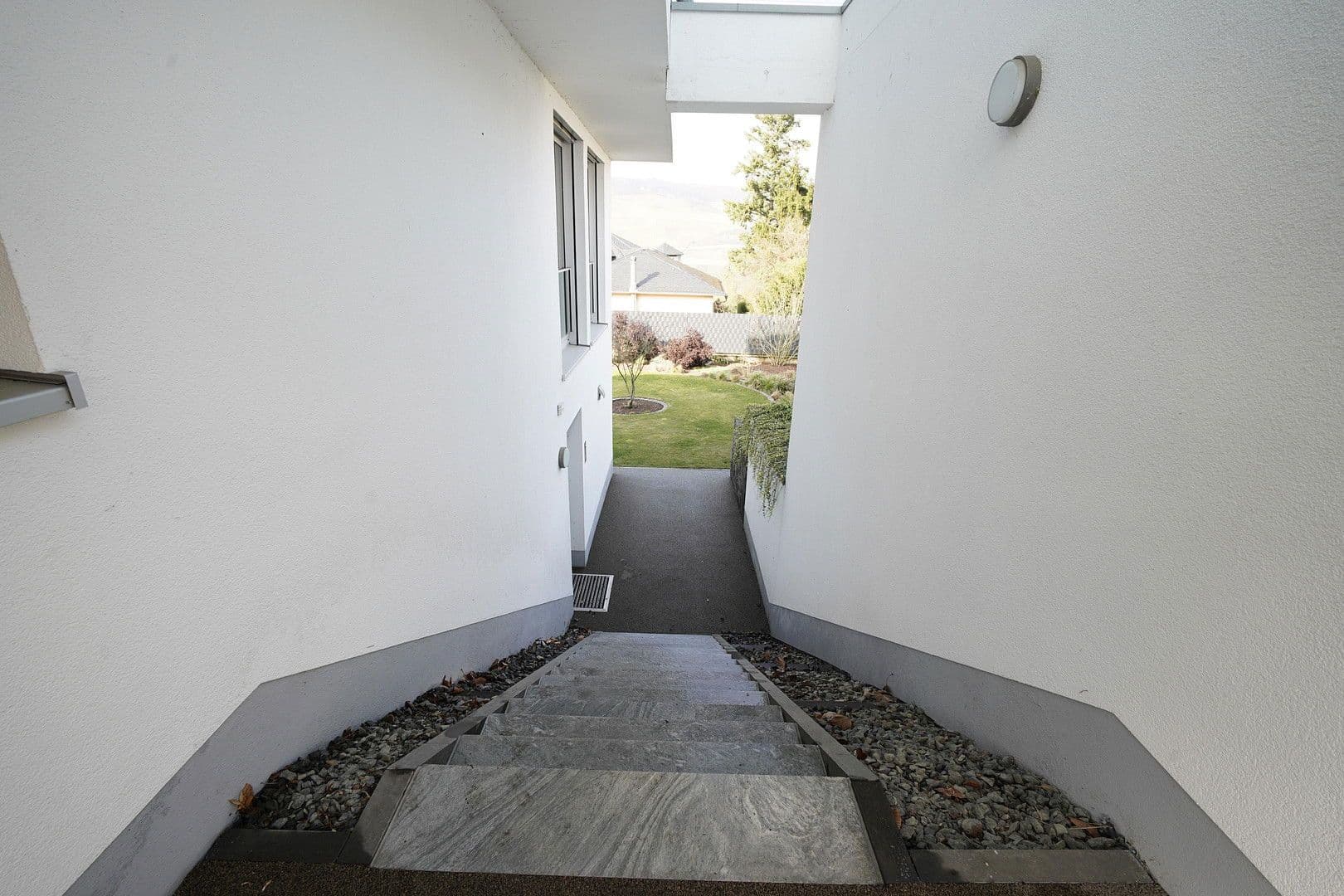 Predaj domu 307 m², pozemek 1.018 m², Bingen am Rhein, Porýnie-Falcko Predaj domu 307 m², pozemek 1.018 m², Bingen am Rhein, Porýnie-Falcko