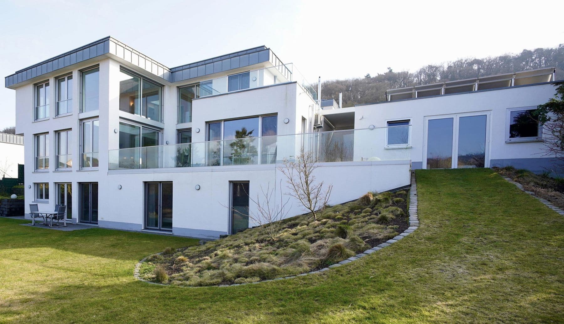 Predaj domu 307 m², pozemek 1.018 m², Bingen am Rhein, Porýnie-Falcko Predaj domu 307 m², pozemek 1.018 m², Bingen am Rhein, Porýnie-Falcko