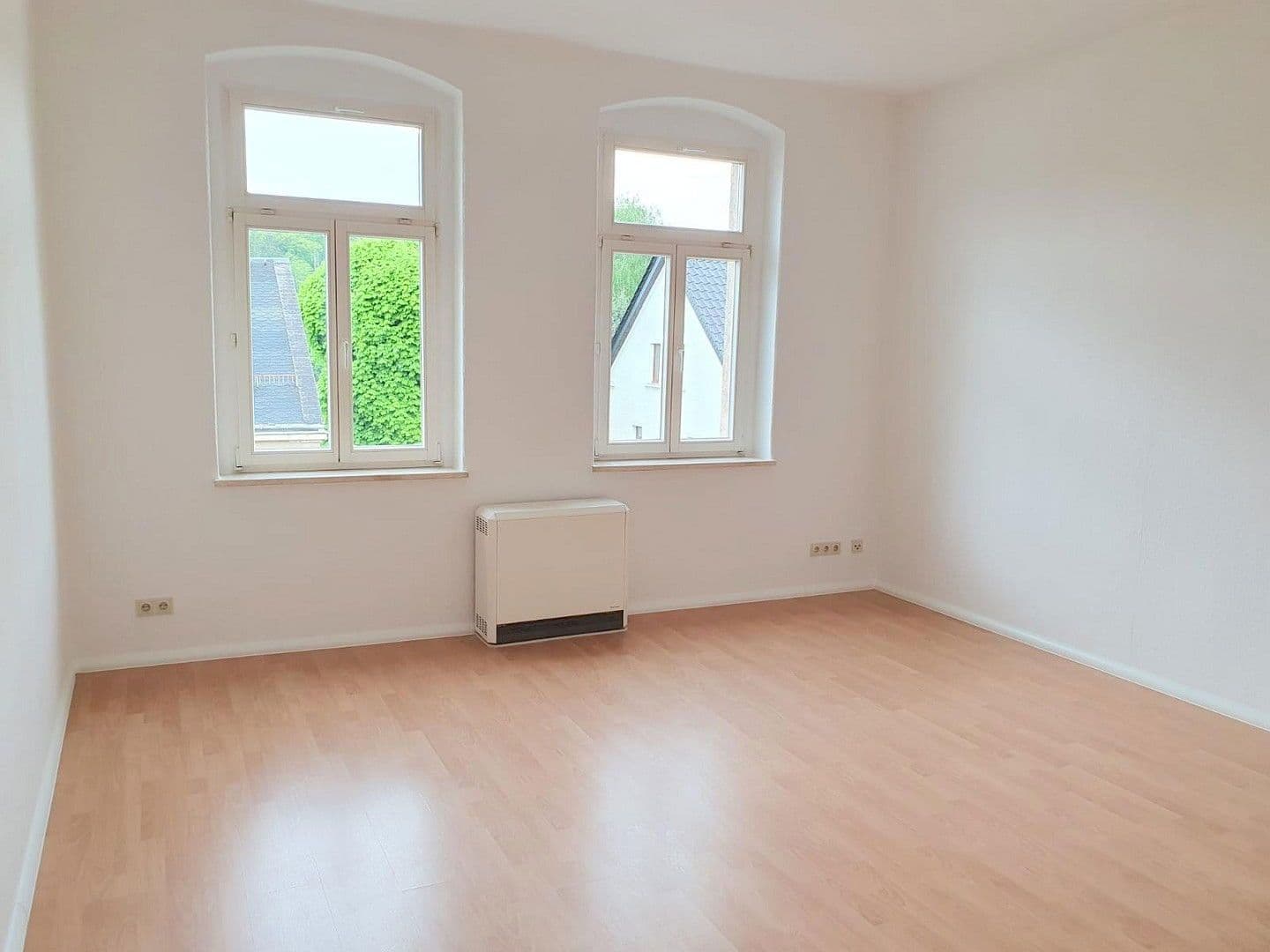 Prenájom bytu 5-izbový 143 m², Augustusburger Straße 54, Flöha, Sasko Prenájom bytu 5-izbový 143 m², Augustusburger Straße 54, Flöha, Sasko