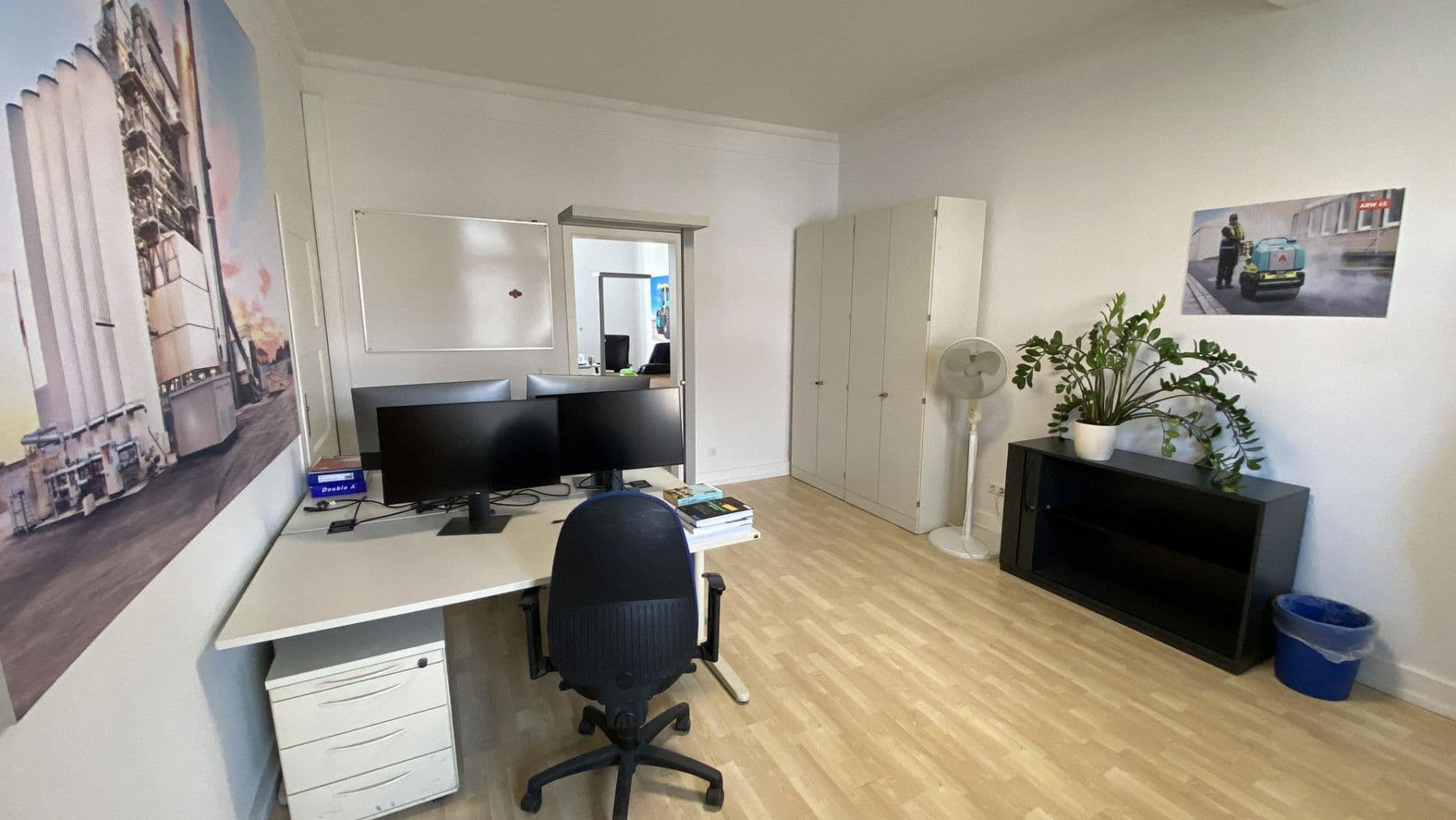 Prenájom kancelárie 82 m², Karlsruhe, Bádensko-Wurttembersko Prenájom kancelárie 82 m², Karlsruhe, Bádensko-Wurttembersko