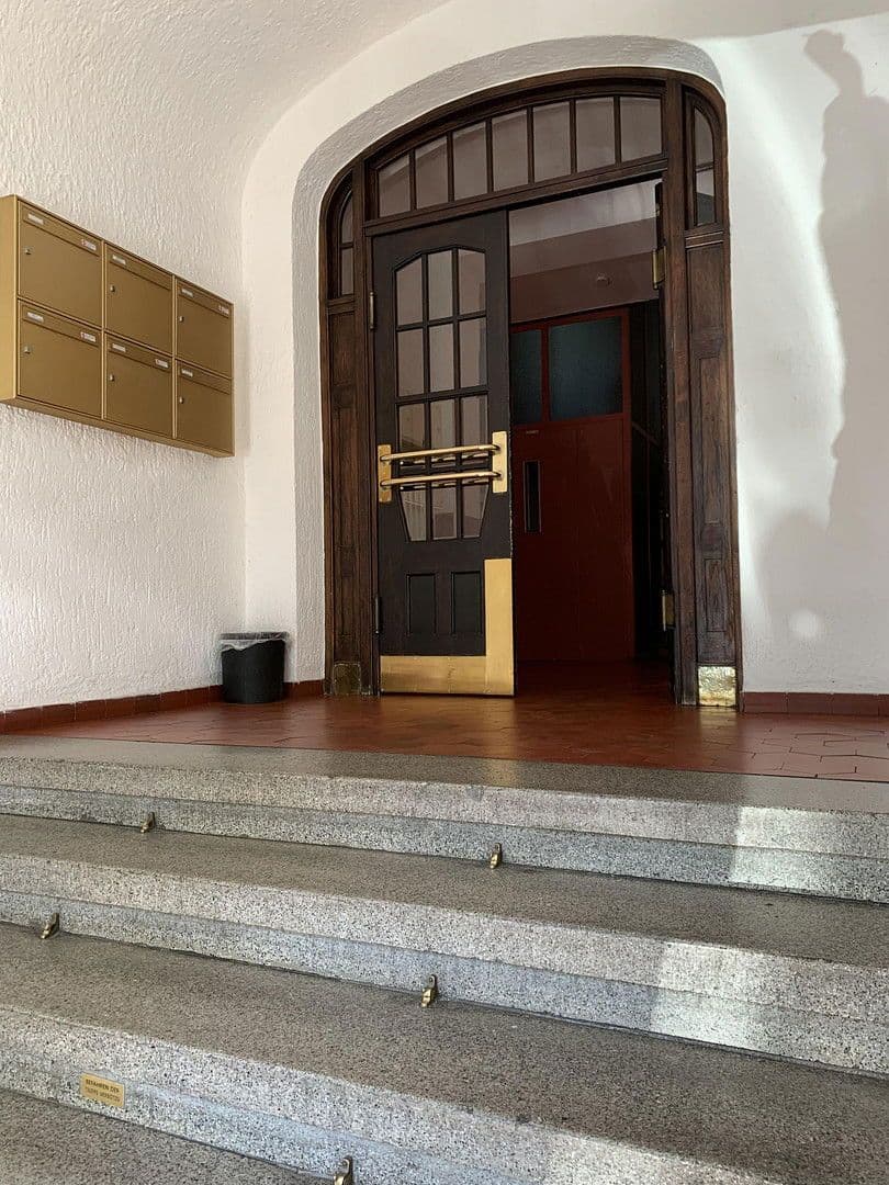 Prenájom kancelárie 395 m², Clemensstraße 30, München, Bavorsko Prenájom kancelárie 395 m², Clemensstraße 30, München, Bavorsko