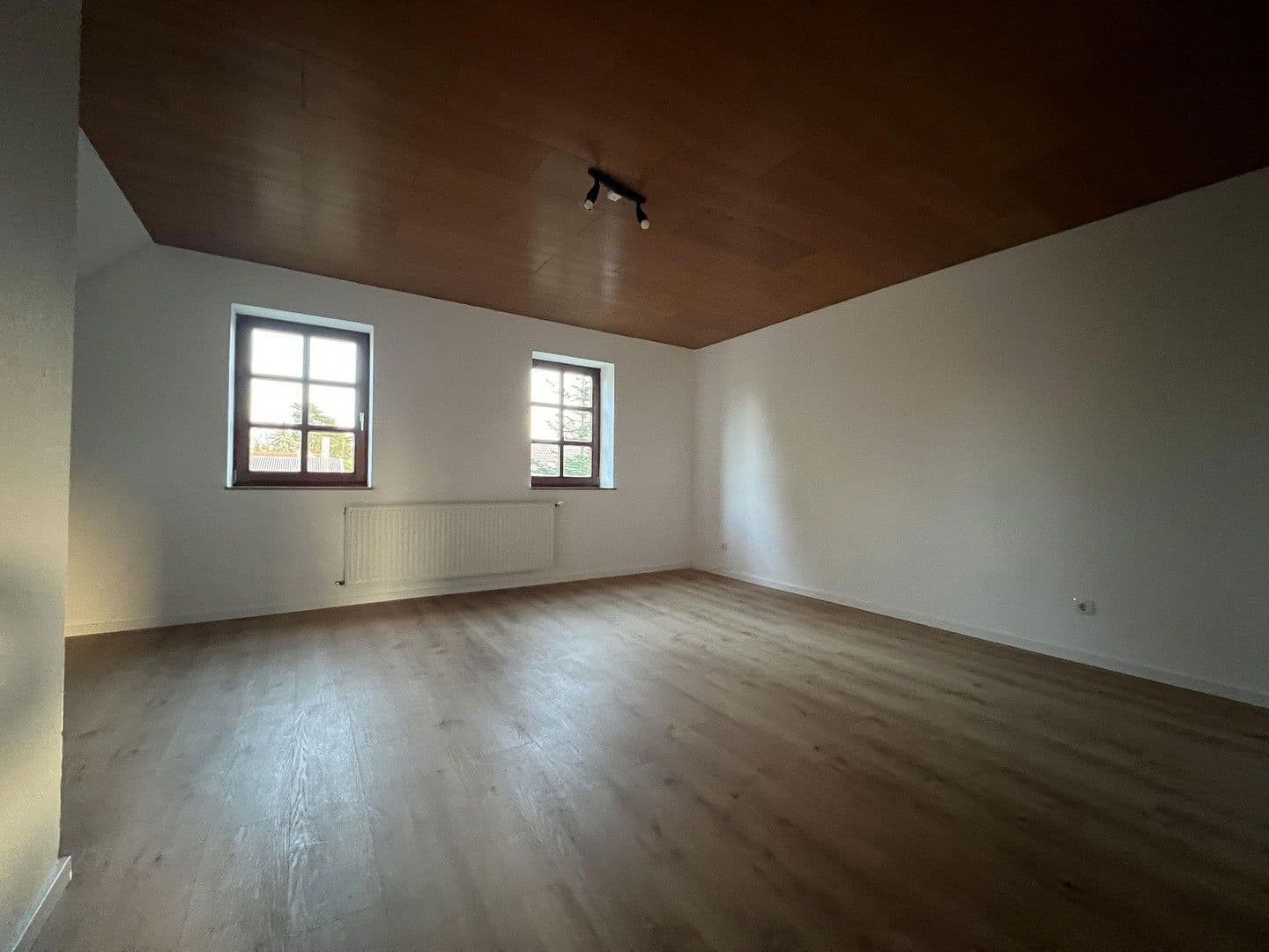 Prenájom bytu 5-izbový 142 m², Nienburg/Weser, Dolné Sasko Prenájom bytu 5-izbový 142 m², Nienburg/Weser, Dolné Sasko