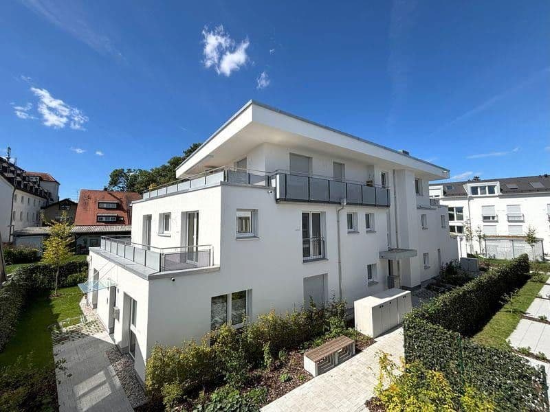 Prenájom bytu 2-izbový 60 m², Neufahrn bei Freising, Bavorsko Prenájom bytu 2-izbový 60 m², Neufahrn bei Freising, Bavorsko