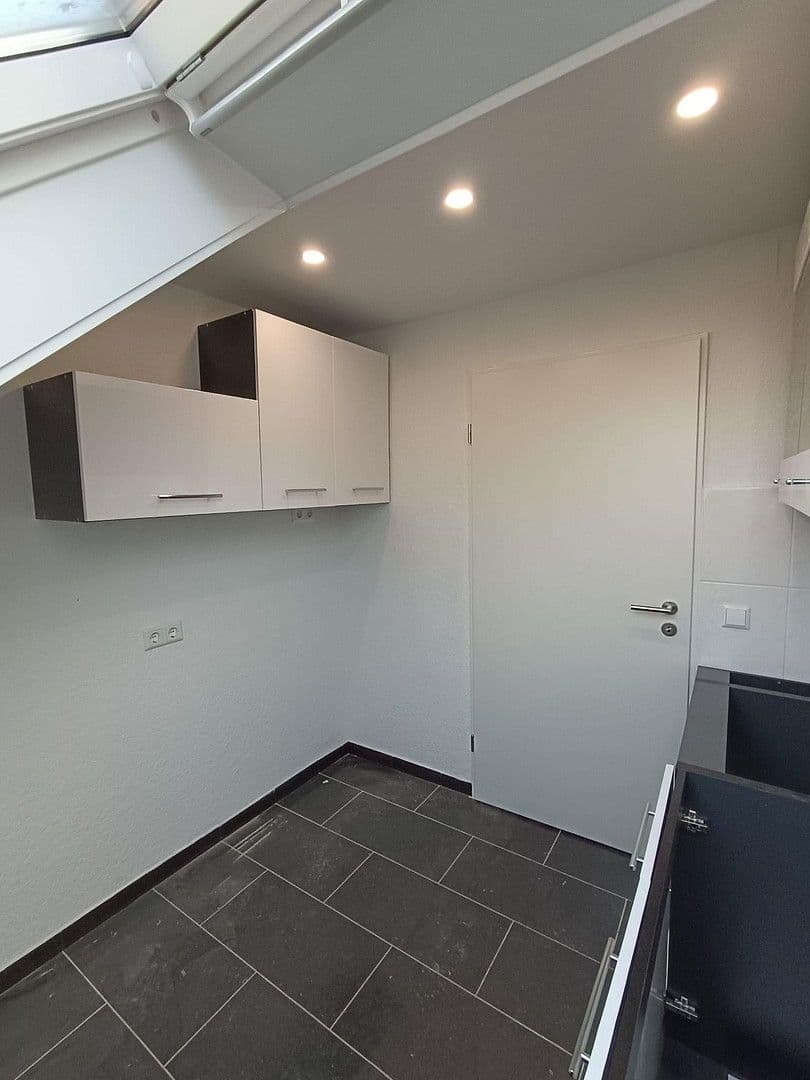 Prenájom bytu 3-izbový 53 m², Kirchstr. 12, Deizisau, Bádensko-Wurttembersko Prenájom bytu 3-izbový 53 m², Kirchstr. 12, Deizisau, Bádensko-Wurttembersko