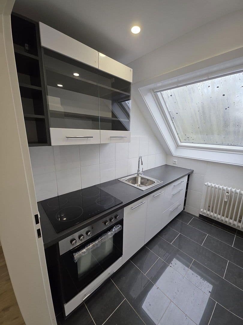 Prenájom bytu 3-izbový 53 m², Kirchstr. 12, Deizisau, Bádensko-Wurttembersko Prenájom bytu 3-izbový 53 m², Kirchstr. 12, Deizisau, Bádensko-Wurttembersko