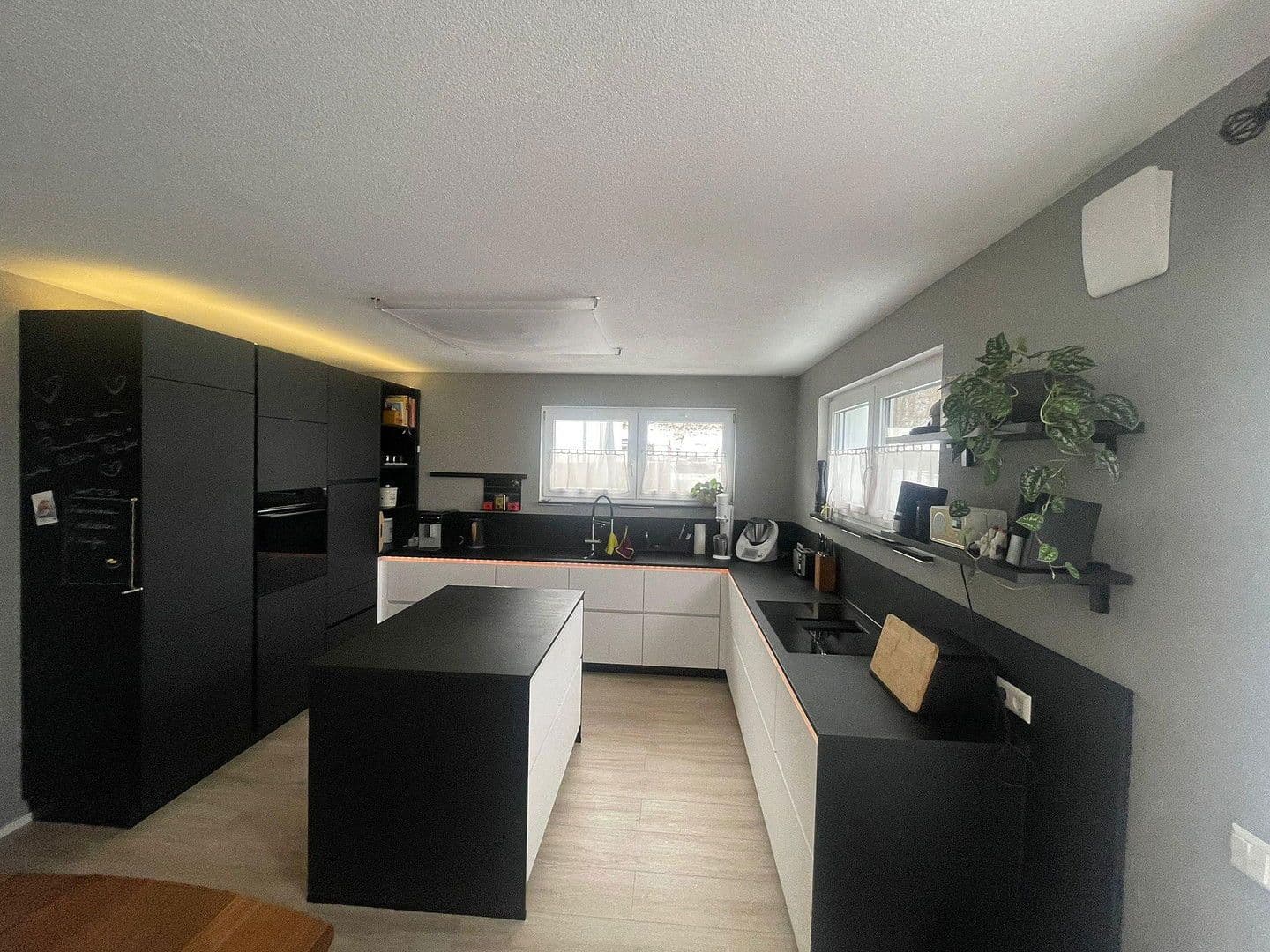 Prenájom domu 135 m², pozemek 250 m², Alte Gärtnerei 24/2, Amstetten, Bádensko-Wurttembersko Prenájom domu 135 m², pozemek 250 m², Alte Gärtnerei 24/2, Amstetten, Bádensko-Wurttembersko