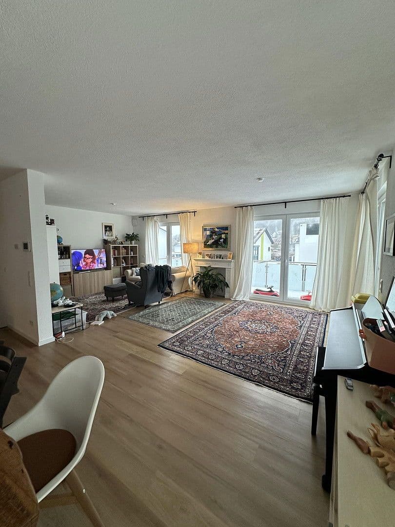 Prenájom domu 185 m², pozemek 250 m², Alte Gärtnerei 24/3, Amstetten, Bádensko-Wurttembersko Prenájom domu 185 m², pozemek 250 m², Alte Gärtnerei 24/3, Amstetten, Bádensko-Wurttembersko