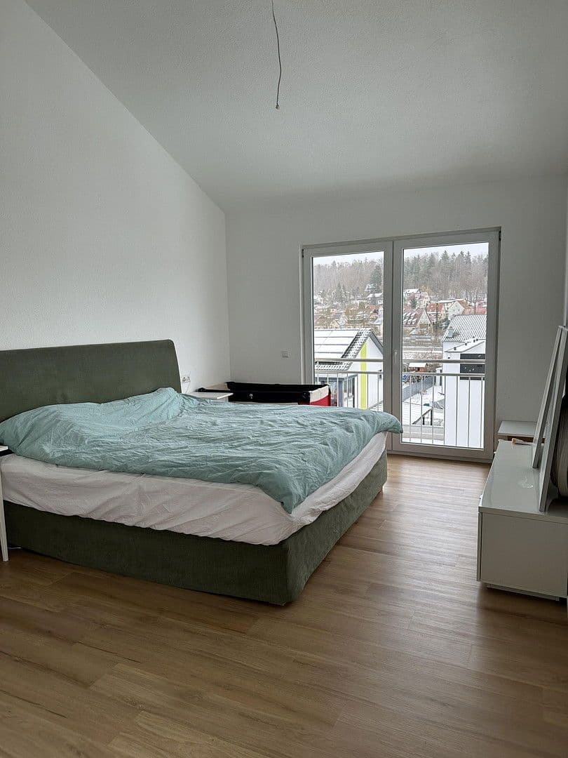 Prenájom domu 185 m², pozemek 250 m², Alte Gärtnerei 24/3, Amstetten, Bádensko-Wurttembersko Prenájom domu 185 m², pozemek 250 m², Alte Gärtnerei 24/3, Amstetten, Bádensko-Wurttembersko