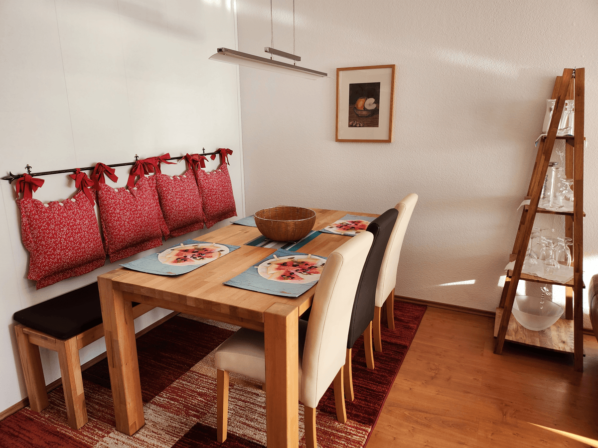 Prenájom bytu 3-izbový 67 m², Kohlwaldweg 30, Freudenstadt, Bádensko-Wurttembersko Prenájom bytu 3-izbový 67 m², Kohlwaldweg 30, Freudenstadt, Bádensko-Wurttembersko