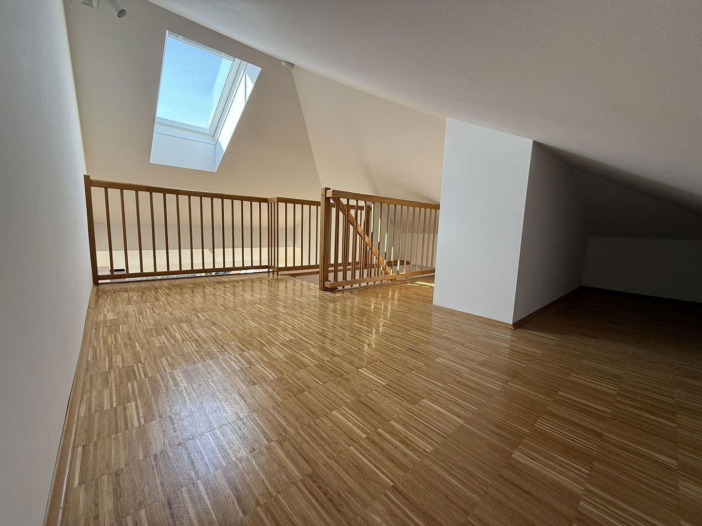 Prenájom bytu 3-izbový 138 m², Beethovenstraße 24/8, Graz, Štajersko Prenájom bytu 3-izbový 138 m², Beethovenstraße 24/8, Graz, Štajersko