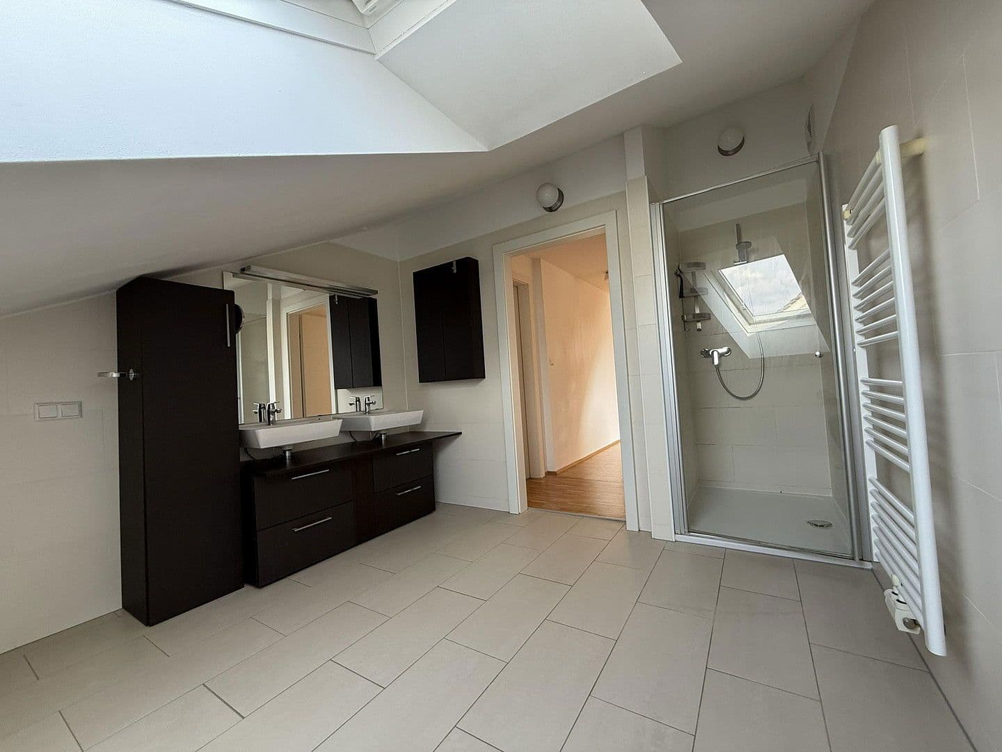 Prenájom bytu 3-izbový 138 m², Beethovenstraße 24/8, Graz, Štajersko Prenájom bytu 3-izbový 138 m², Beethovenstraße 24/8, Graz, Štajersko