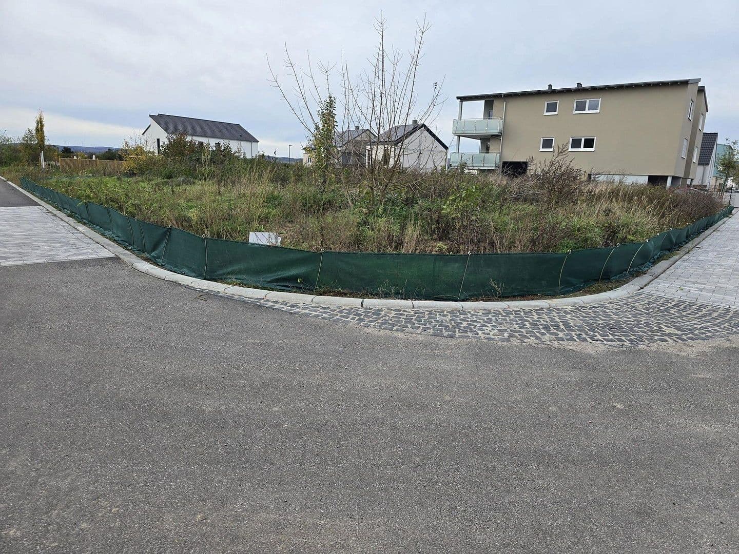 Predaj domu 141 m², pozemek 900 m², In der Eichenbach 1, Gau-Algesheim, Porýnie-Falcko Predaj domu 141 m², pozemek 900 m², In der Eichenbach 1, Gau-Algesheim, Porýnie-Falcko