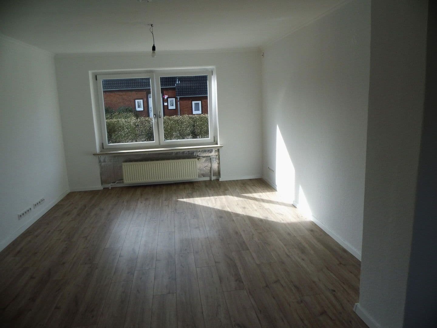 Predaj domu 85 m², pozemek 320 m², Osterholz-Scharmbeck, Dolné Sasko Predaj domu 85 m², pozemek 320 m², Osterholz-Scharmbeck, Dolné Sasko