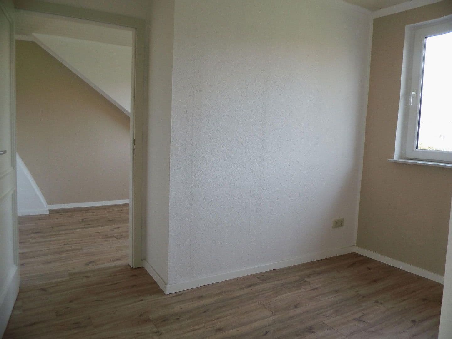 Predaj domu 85 m², pozemek 320 m², Osterholz-Scharmbeck, Dolné Sasko Predaj domu 85 m², pozemek 320 m², Osterholz-Scharmbeck, Dolné Sasko