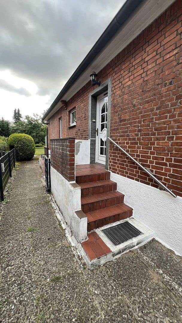 Predaj domu 130 m², pozemek 892 m², Hamburg, Hamburg Predaj domu 130 m², pozemek 892 m², Hamburg, Hamburg