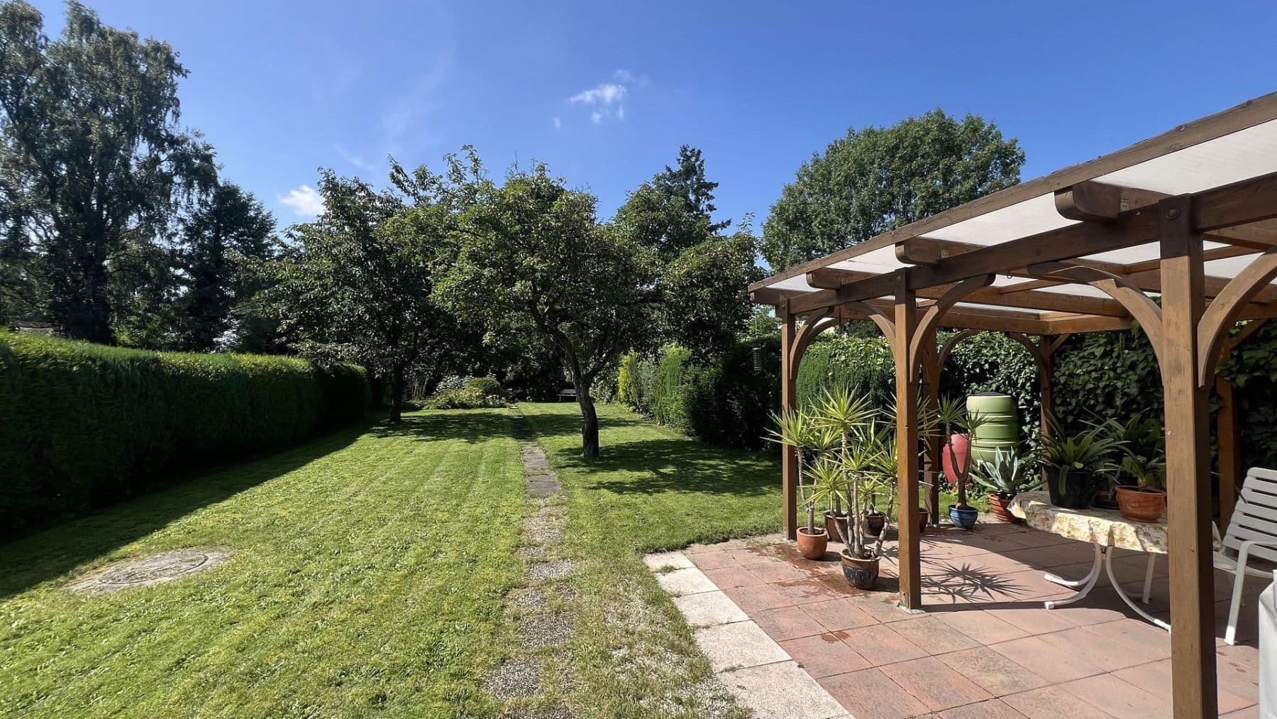 Predaj domu 130 m², pozemek 892 m², Hamburg, Hamburg Predaj domu 130 m², pozemek 892 m², Hamburg, Hamburg