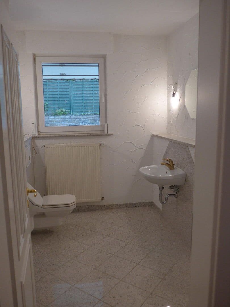 Prenájom domu 250 m², pozemek 1.390 m², Witten, Severné Porýnie - Westfálsko Prenájom domu 250 m², pozemek 1.390 m², Witten, Severné Porýnie - Westfálsko