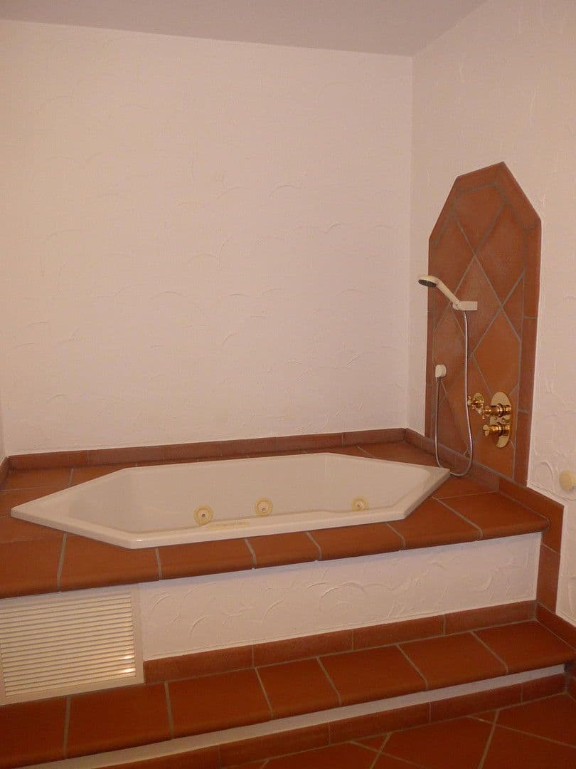 Prenájom domu 250 m², pozemek 1.390 m², Witten, Severné Porýnie - Westfálsko Prenájom domu 250 m², pozemek 1.390 m², Witten, Severné Porýnie - Westfálsko