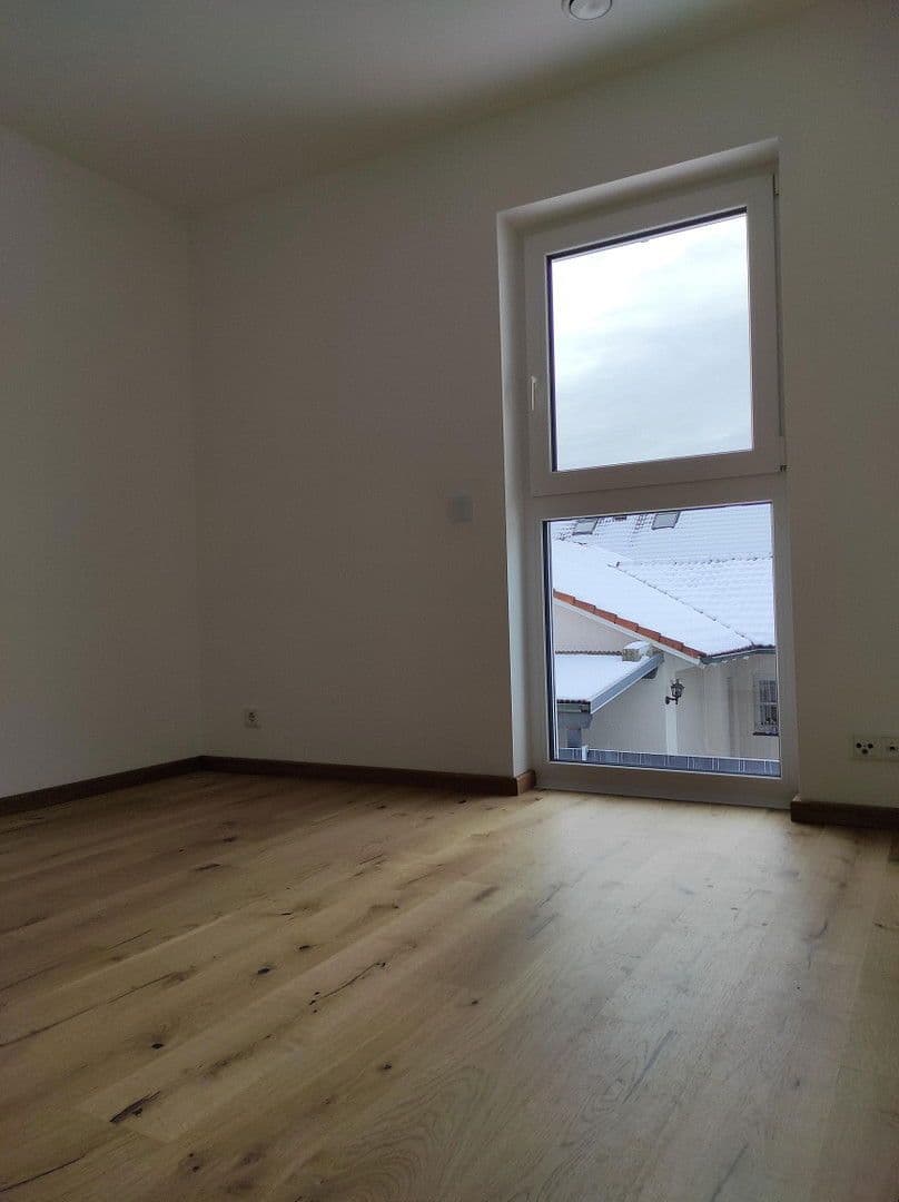 Prenájom domu 130 m², pozemek 200 m², Asamstr. 44a, Ingolstadt, Bavorsko Prenájom domu 130 m², pozemek 200 m², Asamstr. 44a, Ingolstadt, Bavorsko