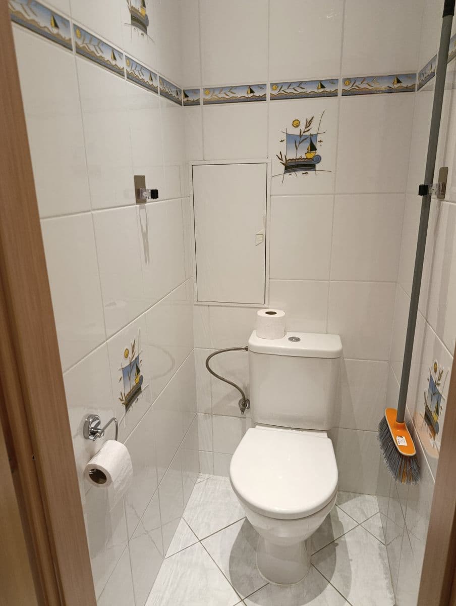 Prenájom bytu 1-izbový 38 m², Na Domovině, Praha, Praha Prenájom bytu 1-izbový 38 m², Na Domovině, Praha, Praha