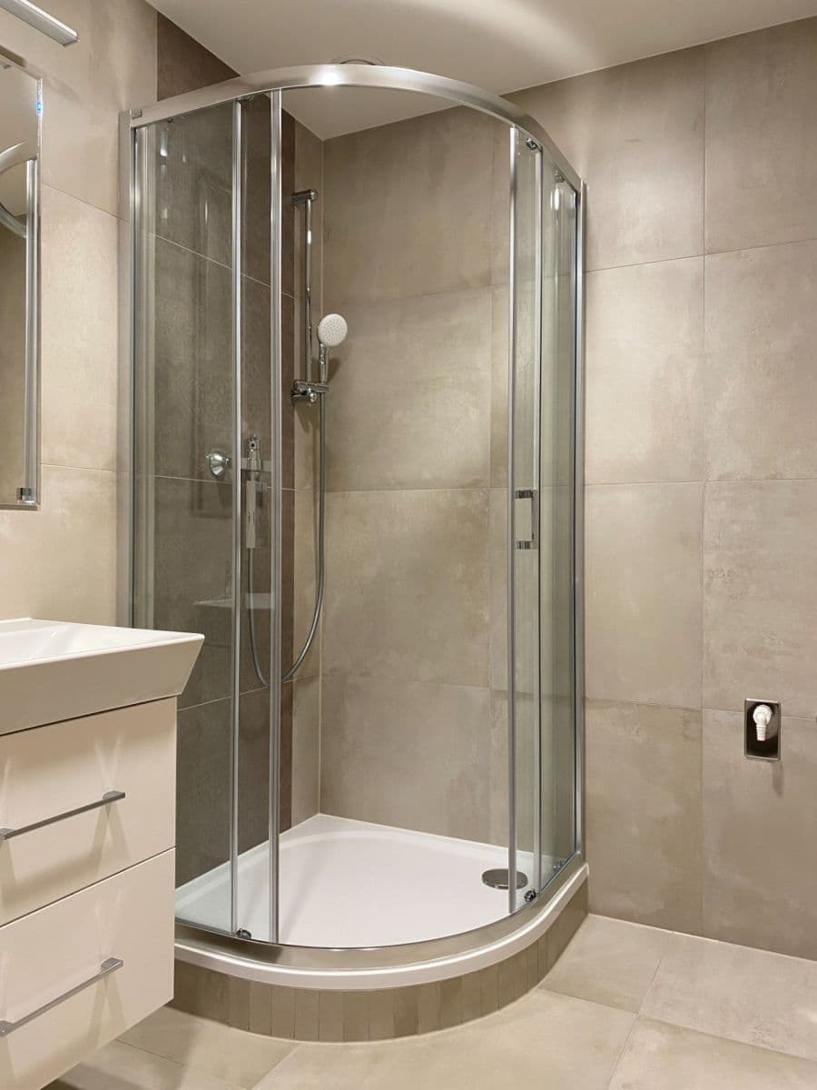 Prenájom bytu 1-izbový 33 m², Poděbradská, Praha, Praha Prenájom bytu 1-izbový 33 m², Poděbradská, Praha, Praha