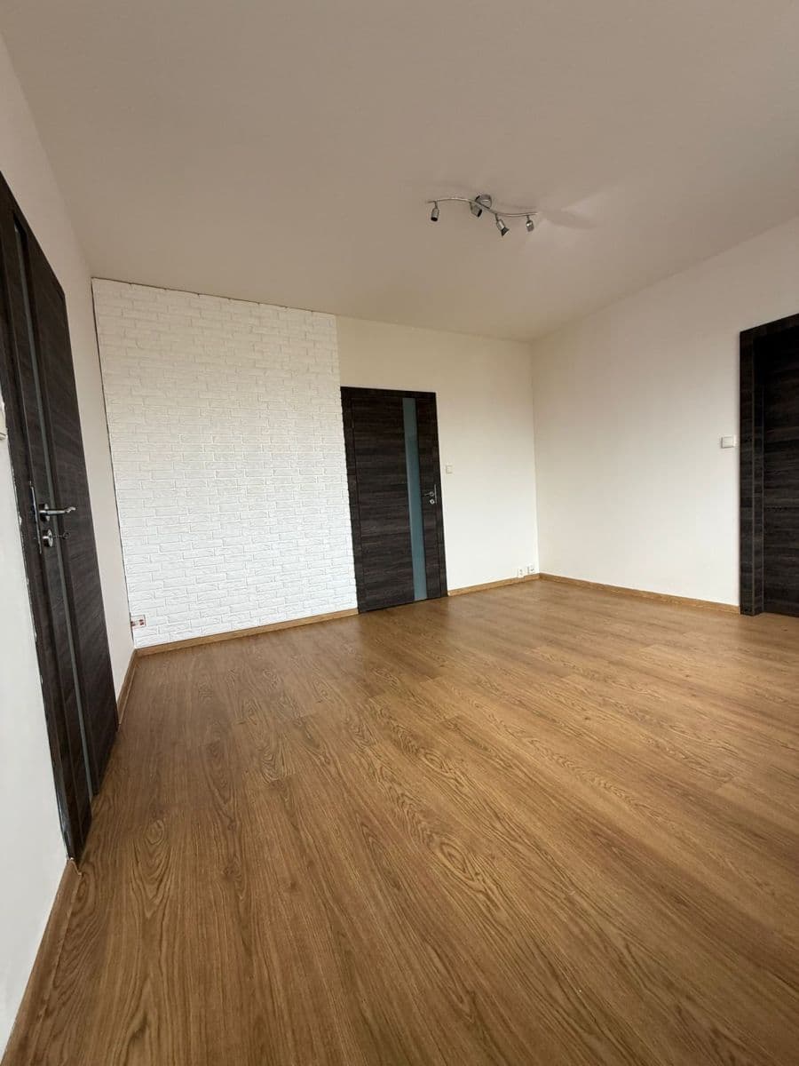 Predaj bytu 2-izbový 44 m², Sosnová, Třinec, Moravskoslezský kraj Predaj bytu 2-izbový 44 m², Sosnová, Třinec, Moravskoslezský kraj