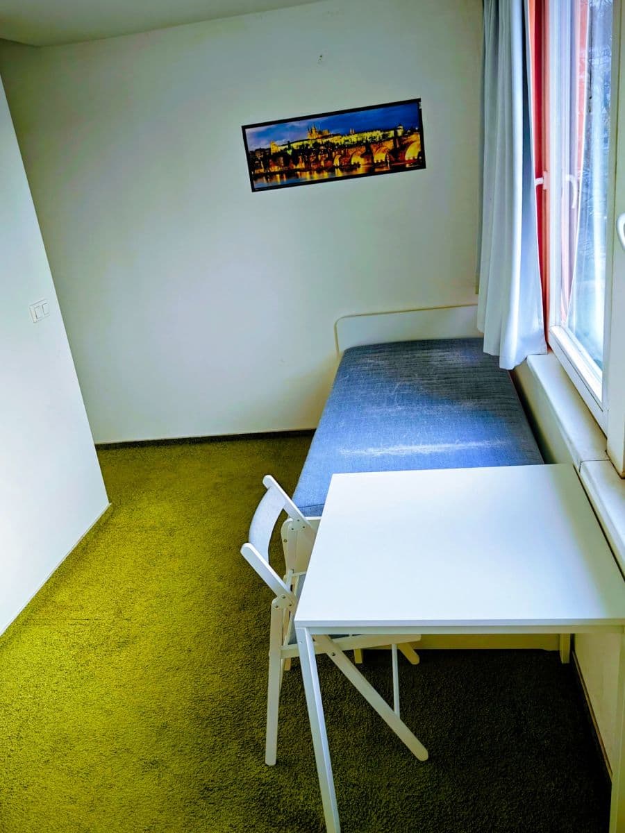 Prenájom bytu Garsoniéra 16 m², Molákova, Praha, Praha Prenájom bytu Garsoniéra 16 m², Molákova, Praha, Praha