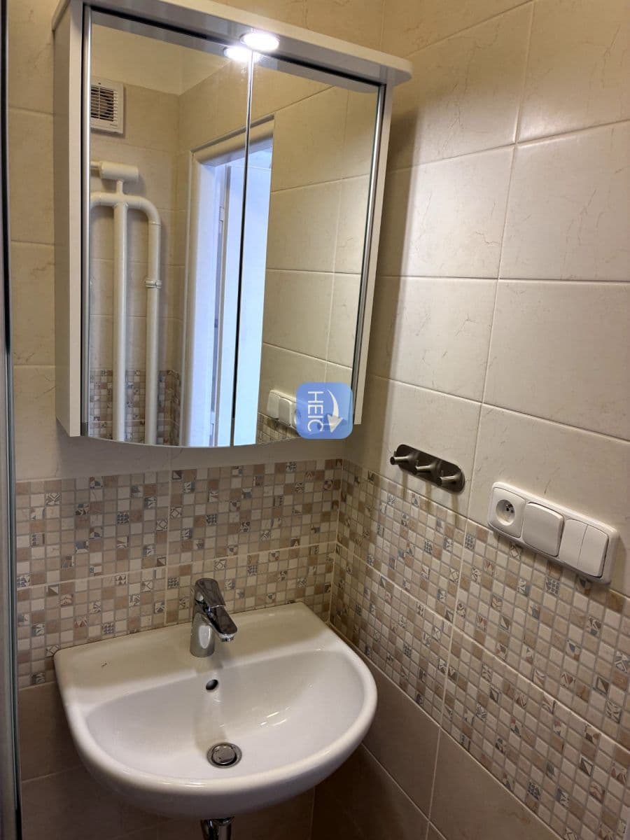 Prenájom bytu 1-izbový 29 m², Stallichova, Praha, Praha Prenájom bytu 1-izbový 29 m², Stallichova, Praha, Praha